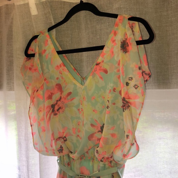 Dress - Picture 3 of 5